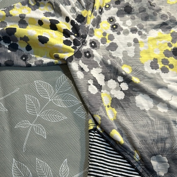 Ladies Bali Long Sleeve Top. - Picture 7 of 8